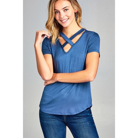 LAST 2 5⭐️Best V-Neck Choker Top - Picture 4 of 6